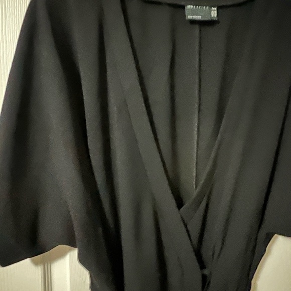 Black Kimono styled wrap Dress - Picture 9 of 10